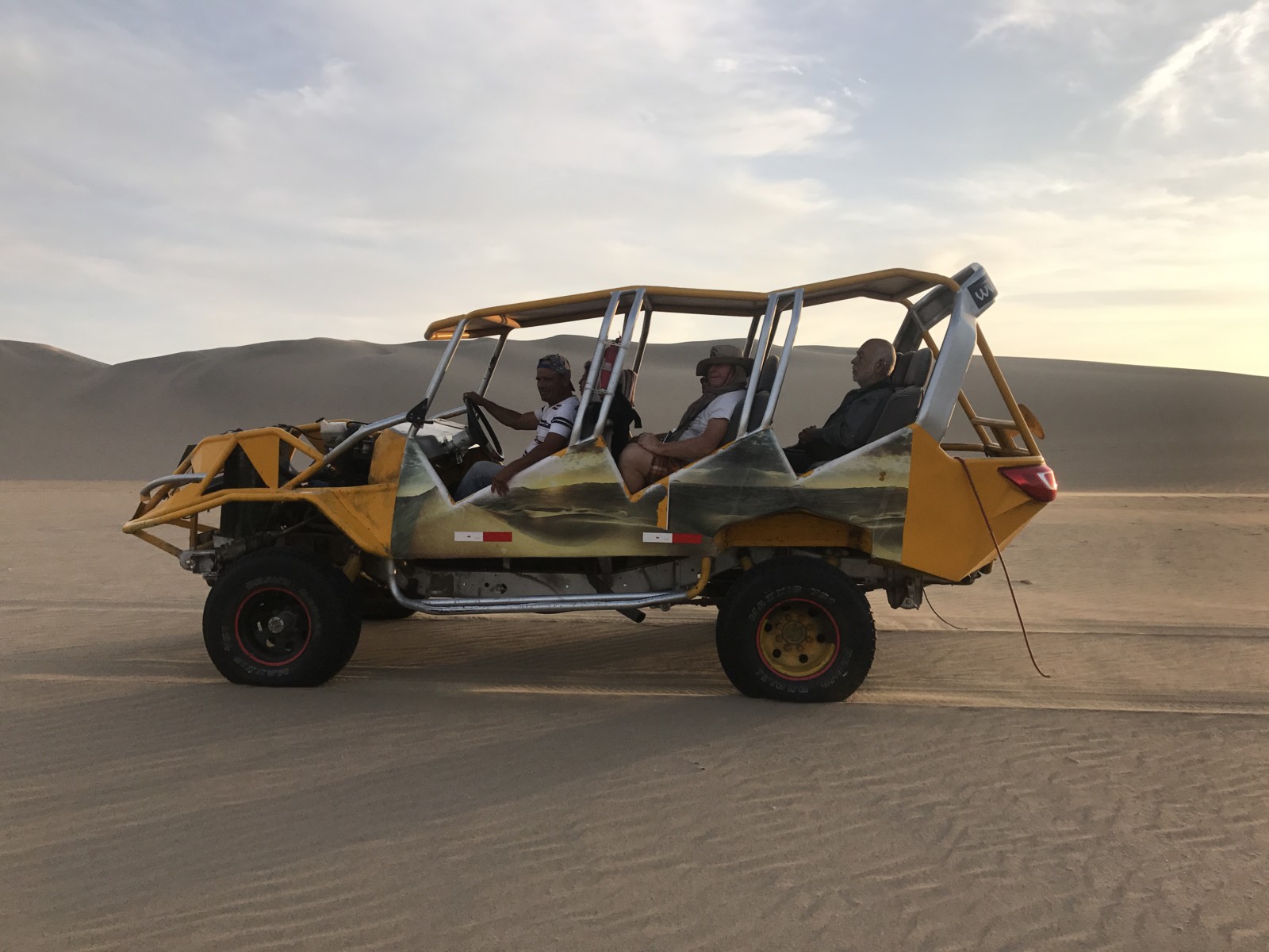 Dune buggy and sandboarding in Huacachina