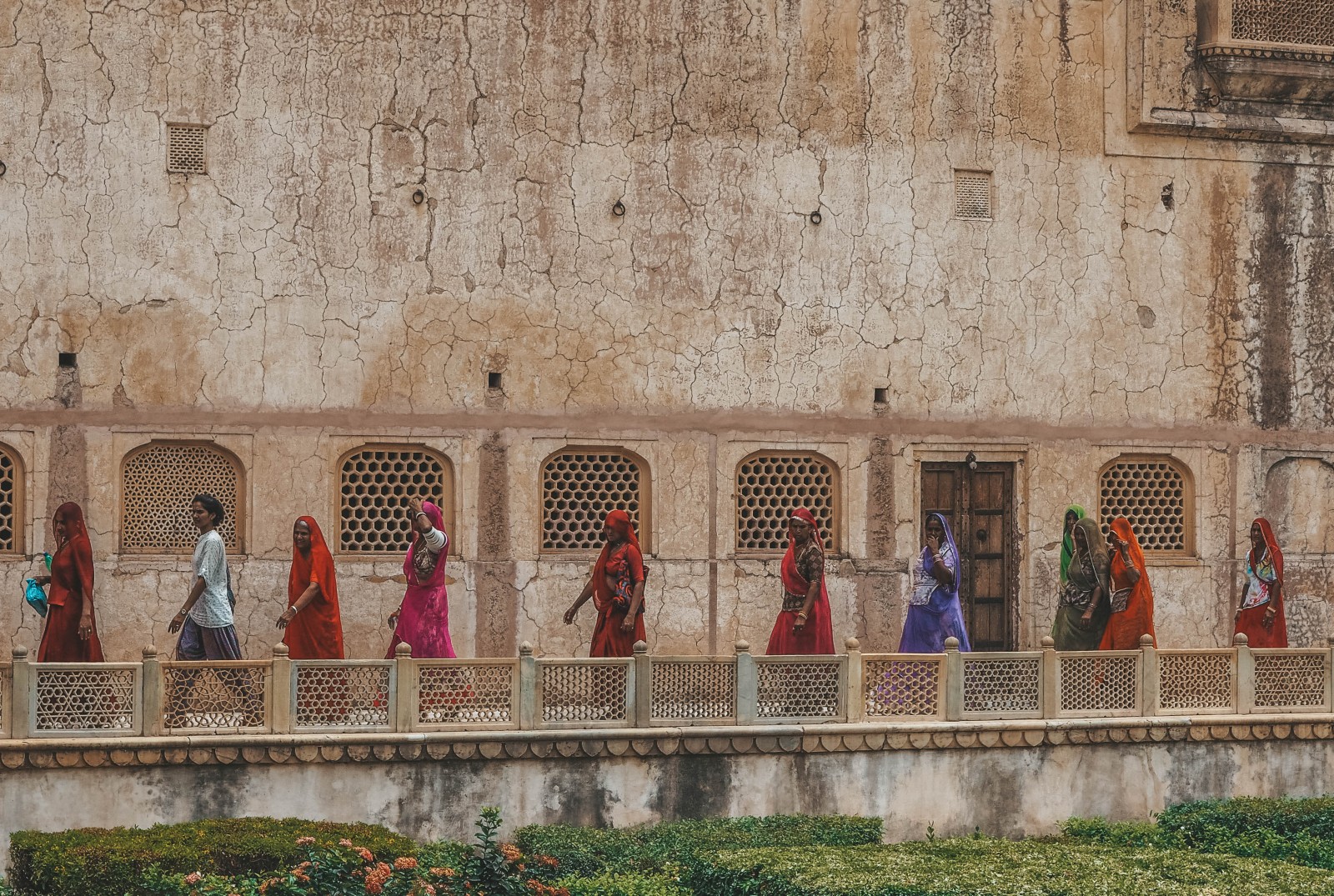 Indian ladies in Amber Fort in Jaipur